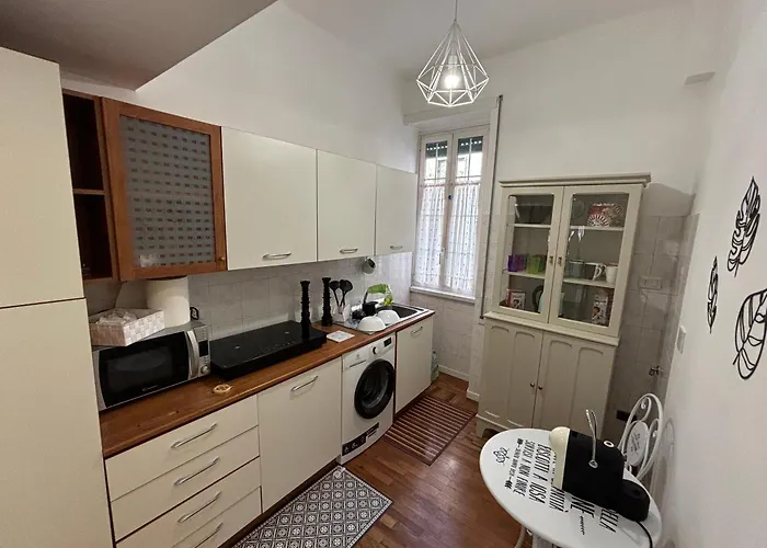 Apartment La Casa Di Rosa , Elegante A Corso Trieste, Metro B