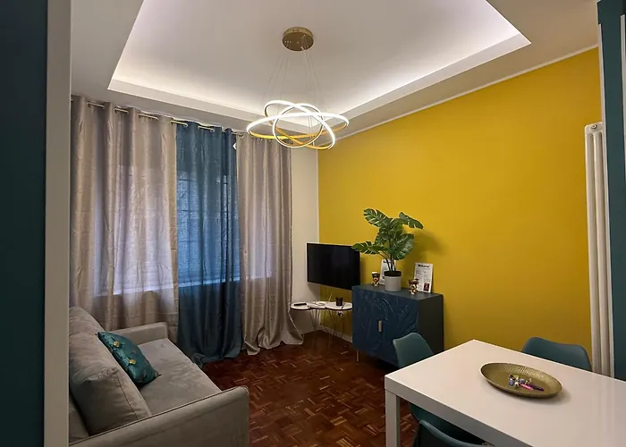 Apartment La Casa Di Rosa , Elegante A Corso Trieste, Metro B *